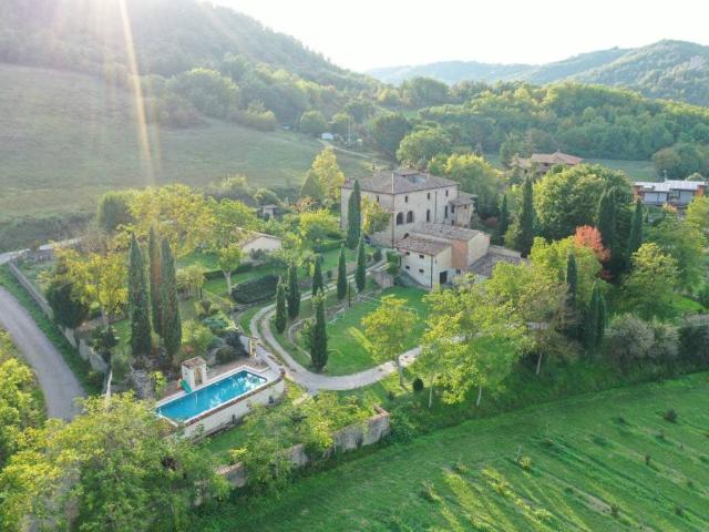 Rustico in vendita a San Leo Bastia, Umbria