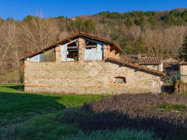 Rustico in vendita a San Leo Bastia, Umbria