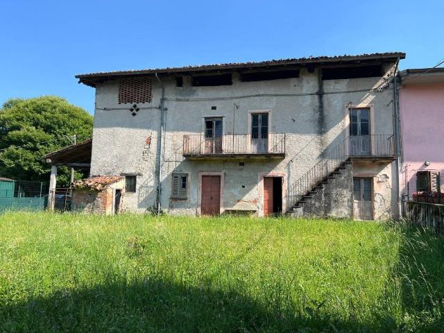 Rustico in vendita a Comunità Montana Valli del Verbano, Cittiglio