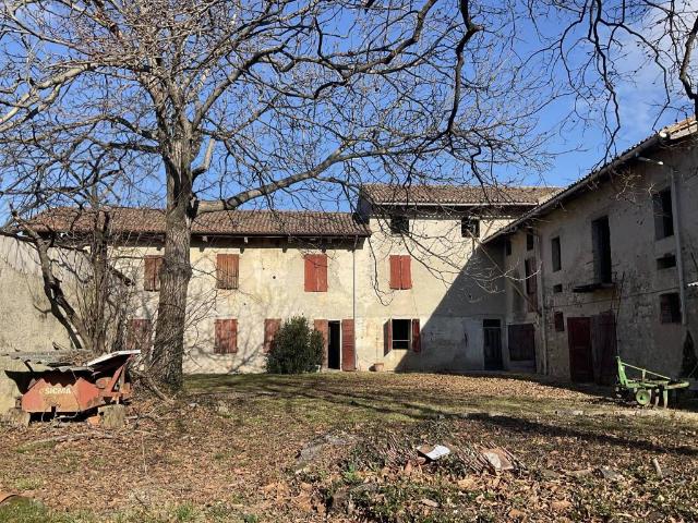 Rustico in vendita a Cividale Del Friuli, Friuli-Venezia Giulia