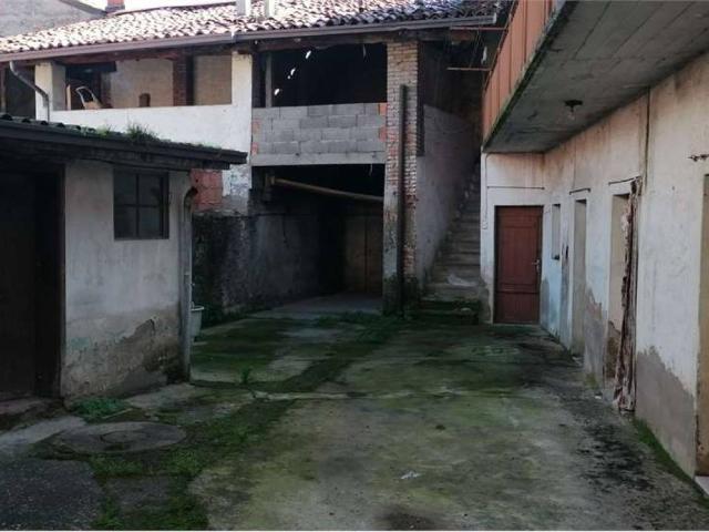 Rustico in vendita a Cividate Al Piano, Lombardia