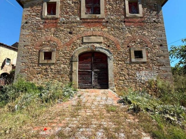 Rustico in vendita a Civitella in Val di Chiana, Toscana