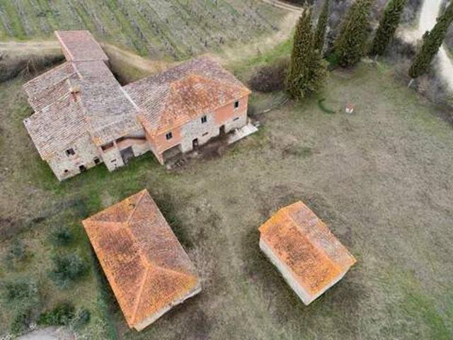 Rustico in vendita a Civitella in Val di Chiana, Viciomaggio