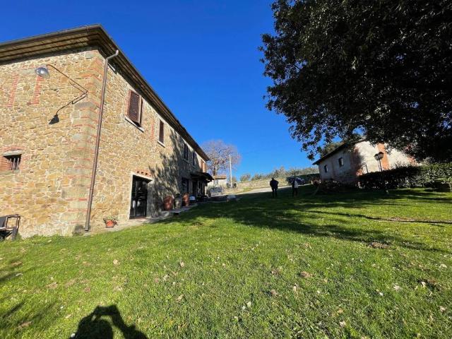 Rustico in vendita a Civitella in Val di Chiana, Ciggiano