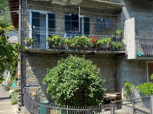 Rustico in vendita a Civo, Lombardia