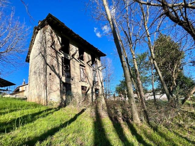 Rustico in vendita a Unione Montana di Comuni delle Valli di Lanzo, Ceronda e Casternone, Piemonte