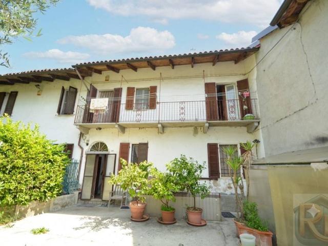 Rustico in vendita a Piemonte, Asti