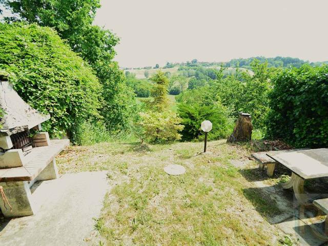 Rustico in vendita a Piemonte, Asti