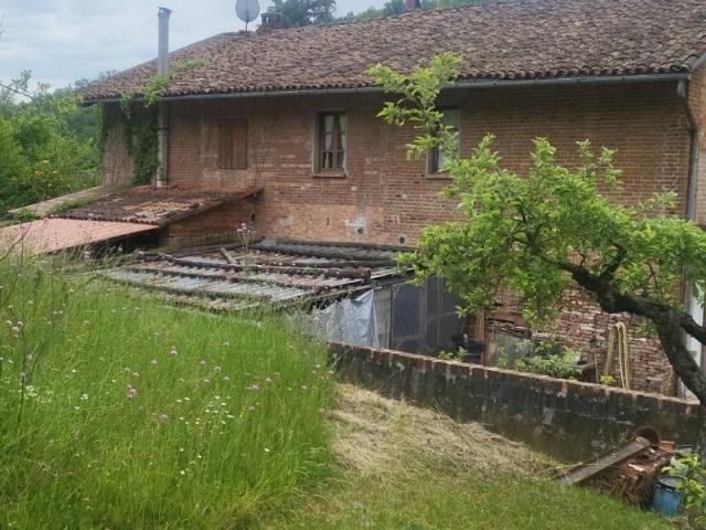 Rustico in vendita a Piemonte, Asti