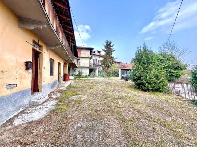 Rustico in vendita a Piemonte, Asti