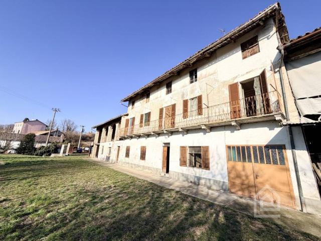 Rustico in vendita a Piemonte, Asti