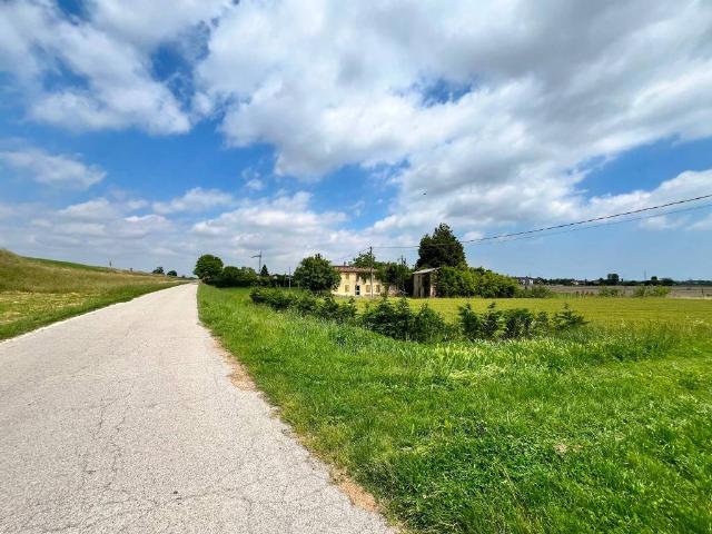 Rustico in vendita a Codevigo, Veneto
