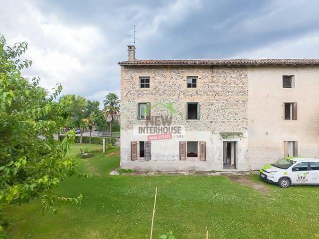 Rustico in vendita a Codroipo, Friuli-Venezia Giulia