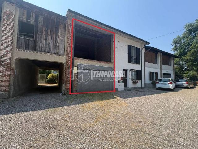 Rustico in vendita a Cogliate, Lombardia