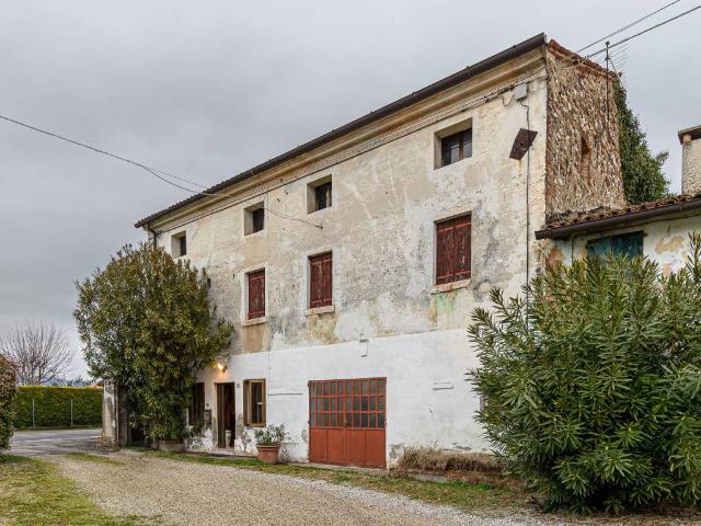 Villa Indipendente in vendita a Mason Vicentino, Veneto