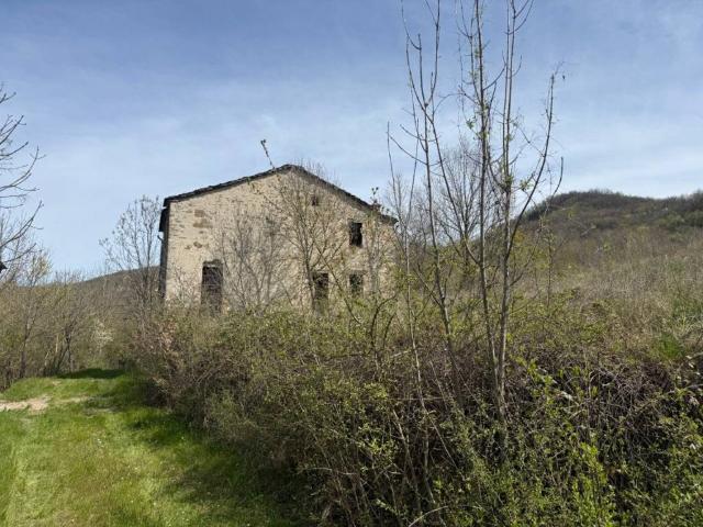 Rustico in vendita a Coli, Reggio Emilia