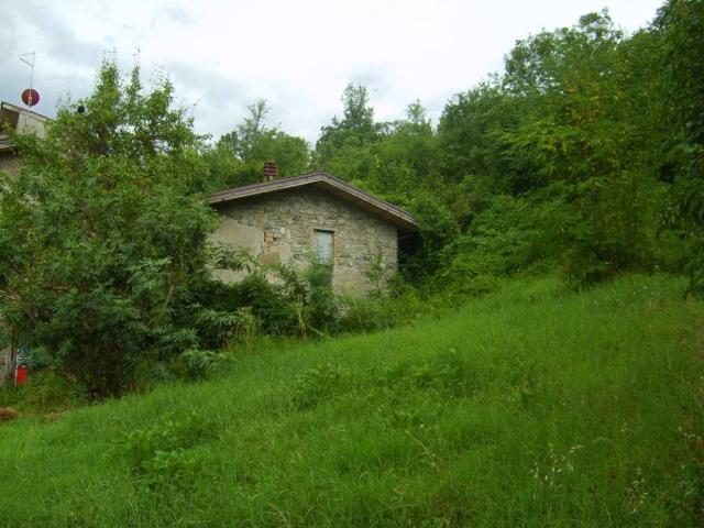 Rustico in vendita a Coli, Reggio Emilia