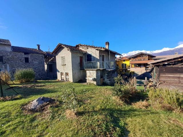 Villa Indipendente in vendita a Villatico, Colico
