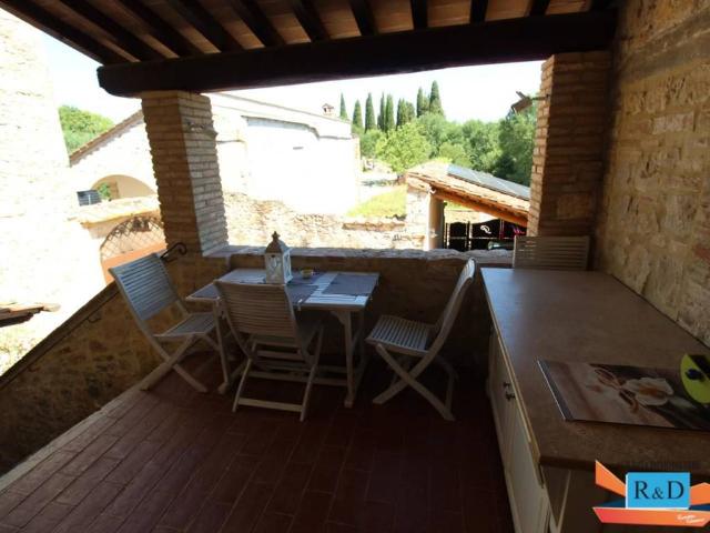 Rustico in vendita a Agrestone, Colle Di Val D'elsa
