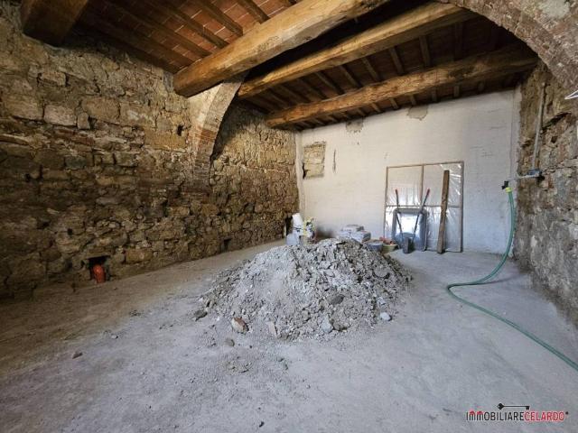 Rustico in vendita a Buliciano, Colle Di Val D'elsa