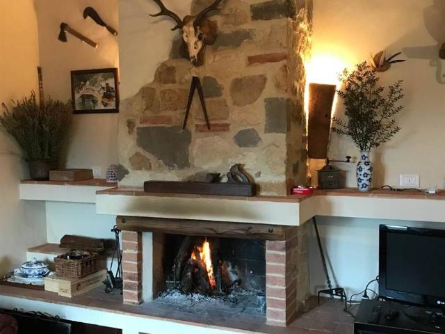 Rustico in vendita a Collalto, Colle Di Val D'elsa