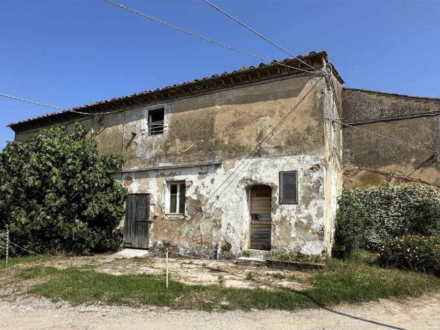 Rustico in vendita a Collesalvetti, Toscana
