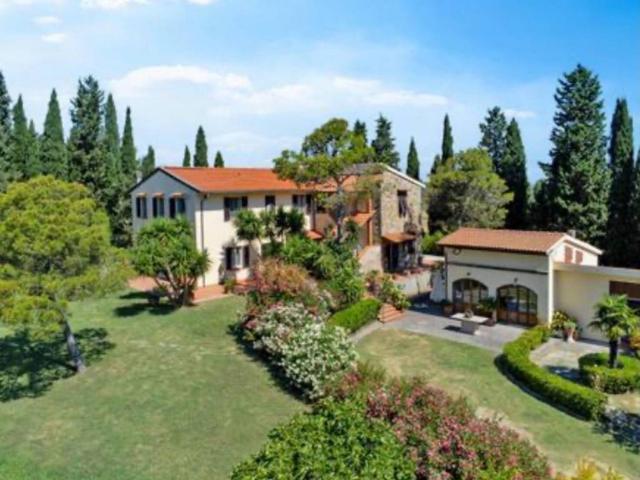 Rustico in vendita a Le Cerretelle, Collesalvetti