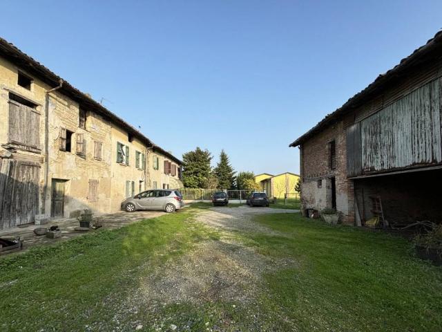Rustico in vendita a Colorno, Reggio Emilia