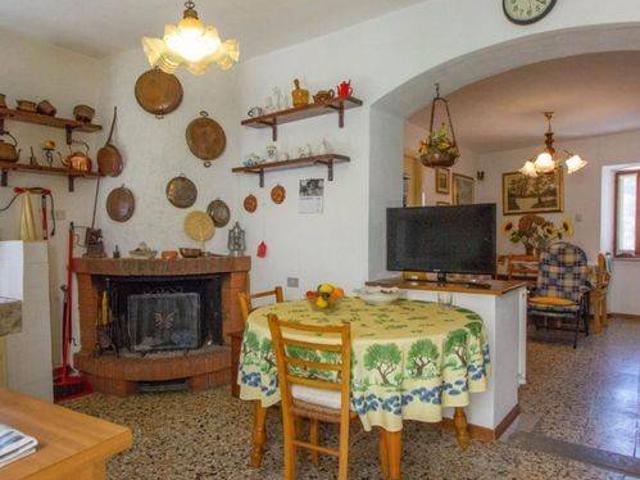 Rustico in vendita a Unione di comuni Montana Lunigiana, Comano