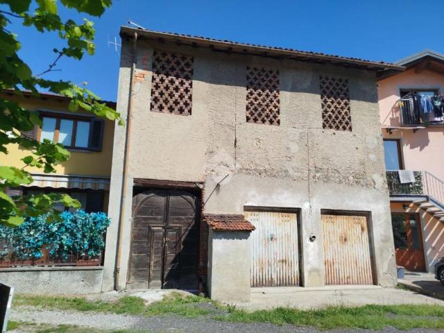 Rustico in vendita a Como, Lombardia
