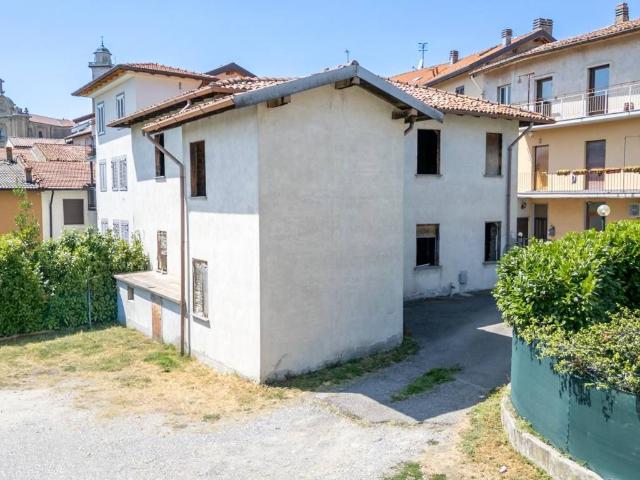 Rustico in vendita a Breccia, Como