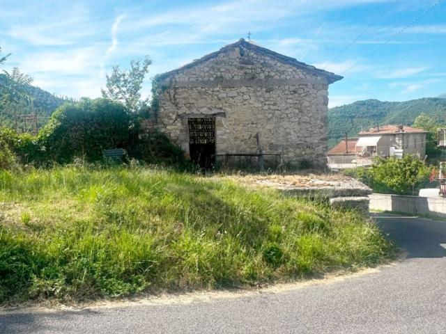 Rustico in vendita a Pratoianni, Concerviano