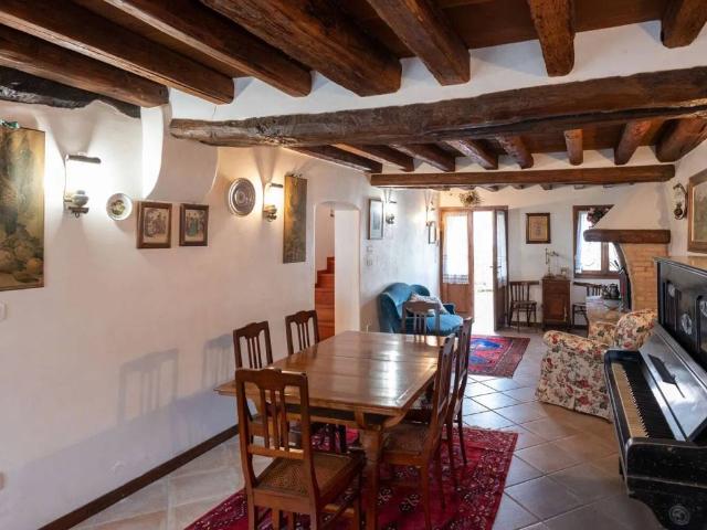Rustico in vendita a Conegliano, Veneto