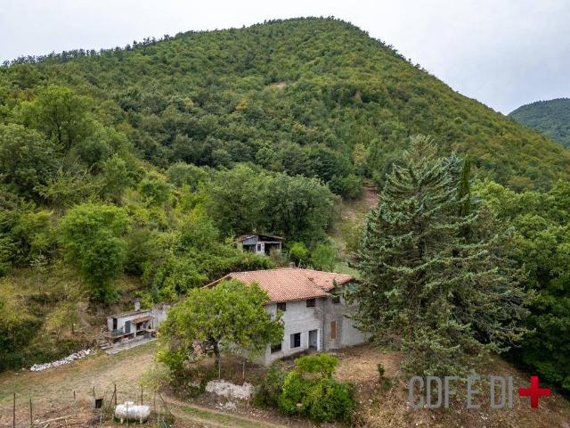 Rustico in vendita a Contigliano, Lazio