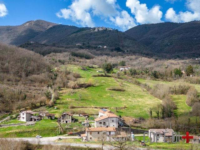 Rustico in vendita a Contigliano, Lazio