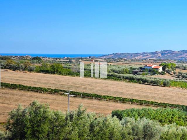 Rustico in vendita a Pignotto, Controguerra