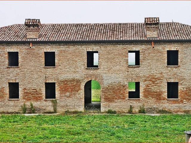 Rustico in vendita a Unione Terre e Fiumi, Copparo