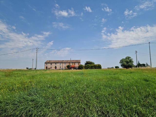Rustico in vendita a Unione Terre e Fiumi, Copparo
