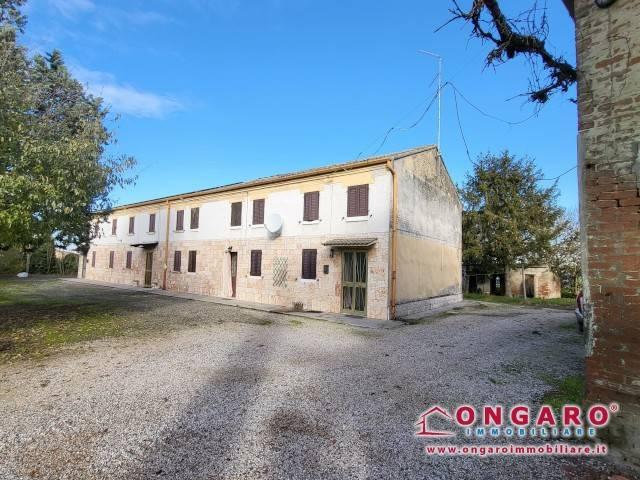 Rustico in vendita a Unione Terre e Fiumi, Copparo