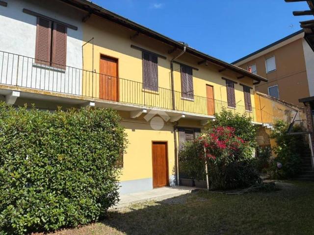 Rustico in vendita a Corbetta, Lombardia