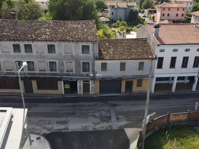 Rustico in vendita a Sclavons, Cordenons