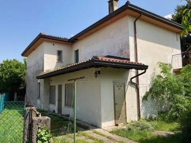 Rustico in vendita a Sclavons, Cordenons