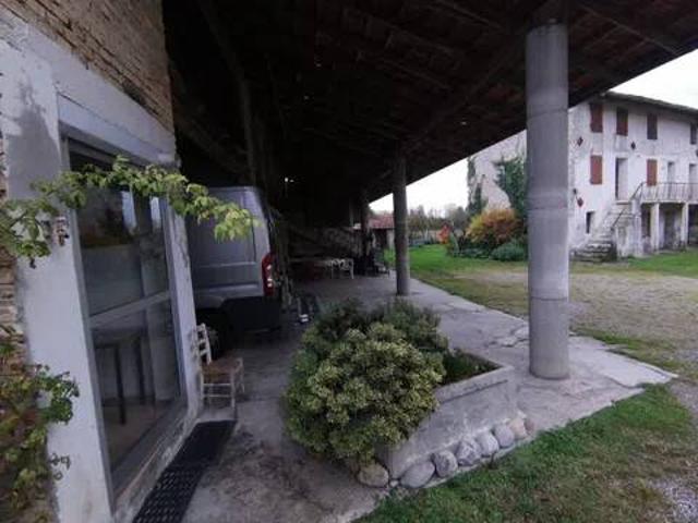 Rustico in vendita a Cordenons, Friuli-Venezia Giulia