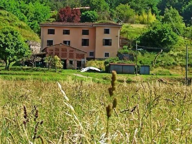 Rustico in vendita a Unione dei comuni Media Valle del Serchio, Coreglia Antelminelli