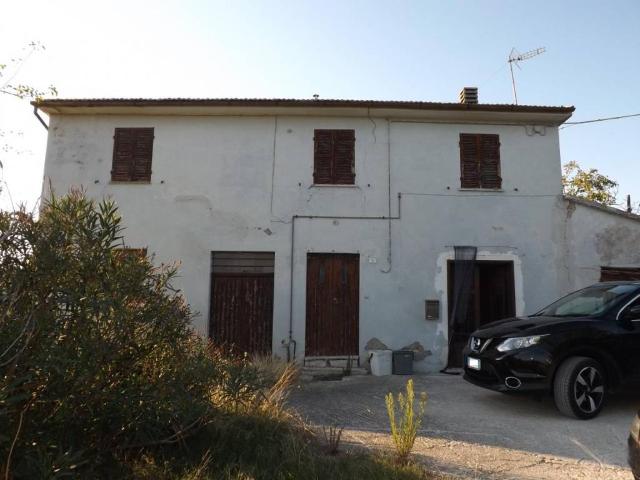 Rustico in vendita a Corinaldo, Ancona