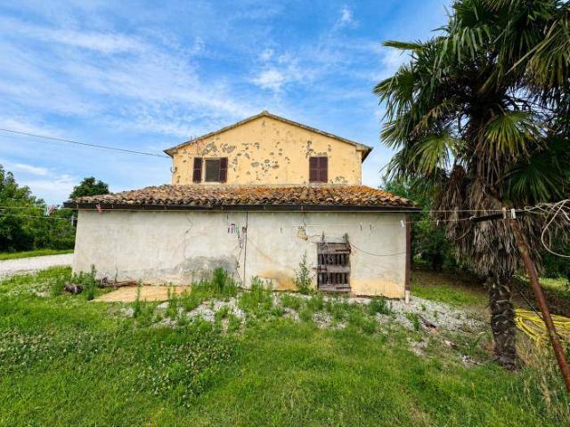 Rustico in vendita a Marche, Ancona