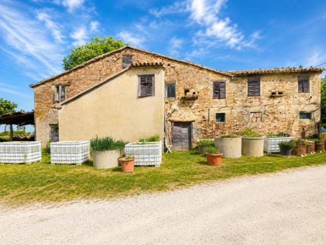 Rustico in vendita a Marche, Ancona