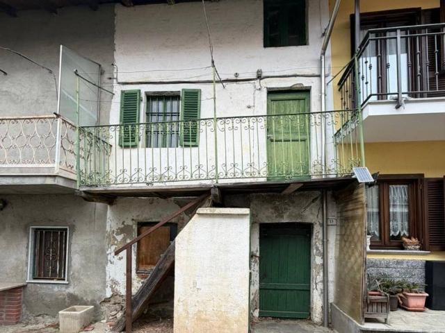 Rustico in vendita a Unione Montana di Comuni delle Valli di Lanzo, Ceronda e Casternone, Piemonte