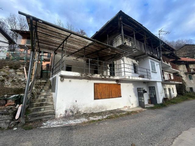 Rustico in vendita a Unione Montana di Comuni delle Valli di Lanzo, Ceronda e Casternone, Piemonte
