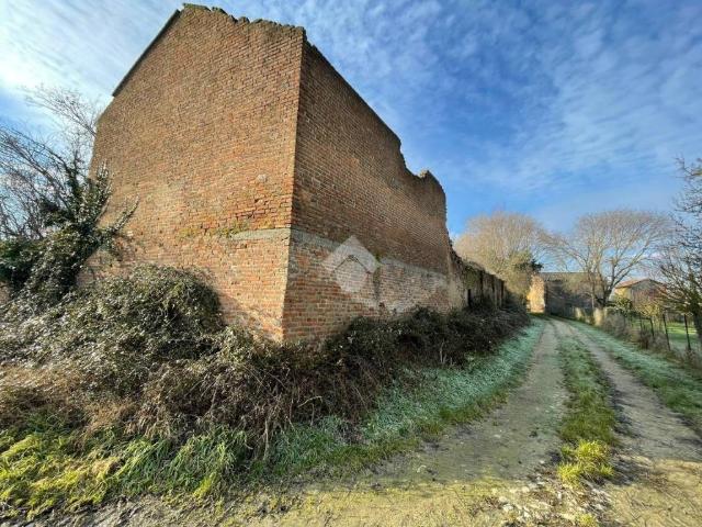 Rustico in vendita a Bastida De' Dossi, Lombardia